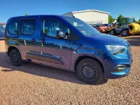 Gebraucht Opel Combo Life Elegance 131 PS (96 kW) 2022 Ozean blau Van / Kleinbus