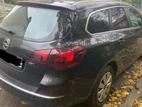 Gebraucht Opel Astra 136 PS (100 kW) 2014 Schwarz Kombi