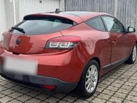 Gebraucht Renault Mégane Coupé 131 PS (96 kW) 2011 Andere farben Coupé