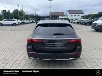 Gebraucht Mercedes E300 Exclusive 313 PS (230 kW) 2025 Lack graphitgrau Kombi