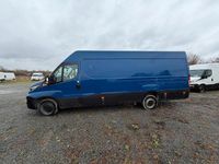 Gebraucht Iveco Daily 156 PS (114 kW) 2018 Blau Van