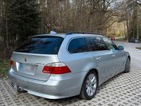Gebraucht BMW 525 177 PS (130 kW) 2005 Silber Kombi
