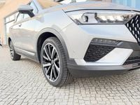 Neu Bestune T77 160 PS (117 kW) 2026 Silber SUV