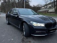 Gebraucht BMW 730 Performance 265 PS (194 kW) 2017 Schwarz Limousine