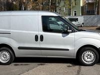 Usata Opel Combo 90 CV (66 kW) 2013 Argento Monovolume
