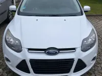 Gebraucht Ford Focus 125 PS (91 kW) 2013 Weiß Kleinwagen