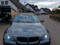 Gebraucht BMW 320 177 PS (130 kW) 2008 Grau Kombi