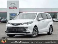 Gebraucht Toyota Sienna T1 245 PS (180 kW) 2025 Weiß Van / Kleinbus