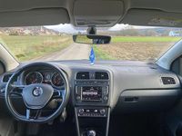 Gebraucht VW Polo Comfortline 90 PS (66 kW) 2015 Grau Limousine