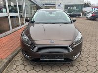 Gebraucht Ford Focus Titanium 125 PS (91 kW) 2017 Braun Limousine