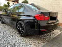 Gebraucht BMW 318 2013 Schwarz Limousine
