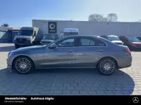 Gebraucht Mercedes 200 Avantgarde 163 PS (119 kW) 2024 Lack selenitgrau (metallic) Limousine