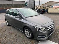 Gebraucht Mercedes B200 136 PS (100 kW) 2016 Grau Van / Kleinbus