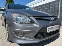 Gebraucht Hyundai i30 Classic 90 PS (66 kW) 2011 Grau Limousine