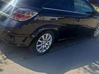 Gebraucht Opel Astra GTC 116 PS (85 kW) 2009 Schwarz Kleinwagen