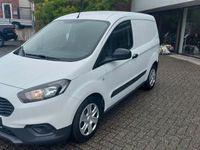 Gebraucht Ford Transit Trend 101 PS (74 kW) 2023 Frostweiß Kombi