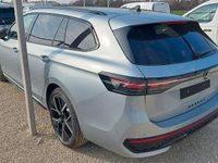 Neu VW Passat R-line 150 PS (110 kW) 2026 Oyster silver metallic Kombi