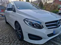 Gebraucht Mercedes B200 156 PS (114 kW) 2018 Weiß Kleinwagen