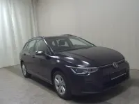 Gebraucht VW Golf VIII Life 150 PS (110 kW) 2023 Schwarz Kombi