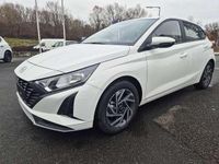 Neu Hyundai i20 79 PS (58 kW) 2025 Atlas weiss Limousine