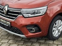 Neu Renault Kangoo Techno 131 PS (96 kW) 2025 Terrakottabraun Van / Kleinbus