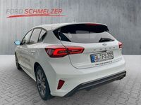 Gebraucht Ford Focus ST-Line 125 PS (91 kW) 2023 Weiß Limousine