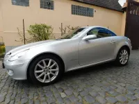 Gebraucht Mercedes SLK200 163 PS (119 kW) 2009 Silber Cabrio
