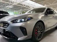 Neu BMW M135 Shadowline 300 PS (220 kW) 2026 Grau Kleinwagen