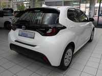 gebraucht Toyota Yaris Hybrid Yaris1.5 Business Edition Navi Sitzheizung ACC