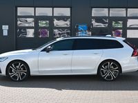 Gebraucht Volvo V90 Plus 197 PS (144 kW) 2023 Crystal white / metallic Kombi