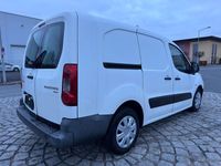 Gebraucht Peugeot Partner 95 PS (69 kW) 2008 Weiß Van / Kleinbus
