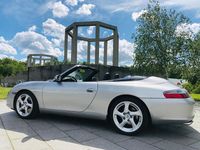 Gebraucht Porsche 996 320 PS (235 kW) 2004 Silber Cabrio