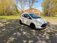 Używany Ford Ka Titanium 69 KM (50 kW) 2009 Biały Hatchback