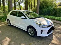 Gebraucht Kia Rio DREAM-TEAM Edition 84 PS (61 kW) 2017 Weiß Limousine