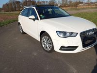 Gebraucht Audi A3 Sport 150 PS (110 kW) 2015 Weiß Limousine