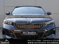 Gebraucht BMW 540 M Sport 303 PS (222 kW) 2025 Black sapphire Kombi