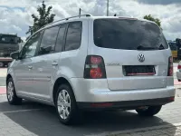Gebraucht VW Touran 140 PS (102 kW) 2010 Silber Van / Kleinbus
