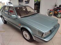 Gebraucht Nissan Bluebird 105 PS (77 kW) 1990 Grün Limousine