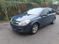 Gebraucht Opel Astra 102 PS (75 kW) 2009 Blau Kleinwagen