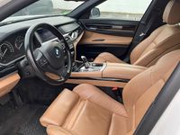 Gebraucht BMW 730 M Sport 245 PS (180 kW) 2009 Weiß Limousine