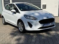 Gebraucht Ford Fiesta Trend 71 PS (52 kW) 2018 Frostweiß Kleinwagen