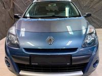 Gebraucht Renault Clio II Dynamique 103 PS (75 kW) 2010 Grau Limousine