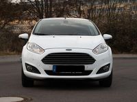 Gebraucht Ford Fiesta Titanium 82 PS (60 kW) 2013 Weiß Limousine