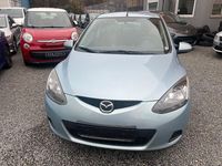 Gebraucht Mazda 2 Independence 75 PS (55 kW) 2009 Blau Kleinwagen