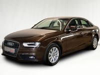 Second-hand Audi A4 Attraction 177 CP (130 kW) 2012 Maro Berlinǎ