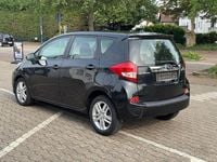 Gebraucht Subaru Trezia Active 90 PS (66 kW) 2011 Schwarz Kleinwagen