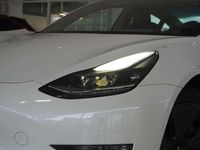 Gebraucht Tesla Model 3 366 kW (498 PS) 2021 Pearl white multicoat Limousine