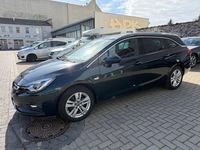 Gebraucht Opel Astra 136 PS (100 kW) 2016 Grün Kombi