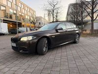 Gebraucht BMW M550 Performance 381 PS (280 kW) 2015 Braun Limousine