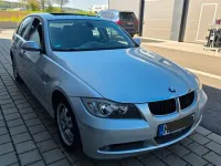 Gebraucht BMW 318 129 PS (94 kW) 2007 Silber Limousine